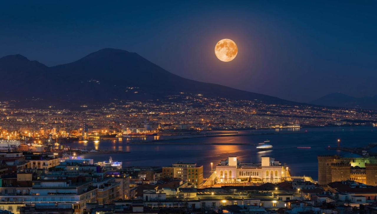 Апартаменти House Relax Bella Napoli Екстер'єр фото